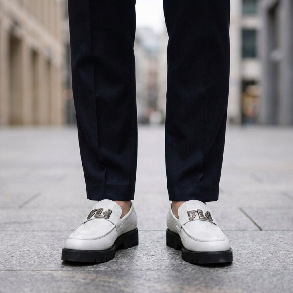 Croc-texture loafers in white, glossy slip-on with decorative bit detail
