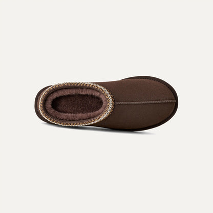 Chestnut brown suede slipper with plush lining and patterned edge collar trim